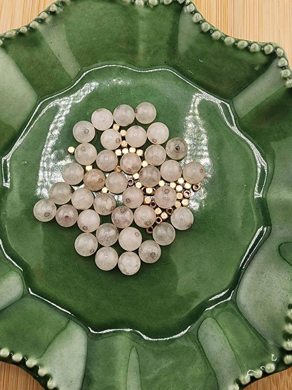 Lot Of Gold and Frosted White Bead Cluster Jewelry Making 0570
